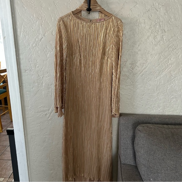 Show Me Your MuMu Sarah Midi Dress Gold Pleat - Picture 2 of 8